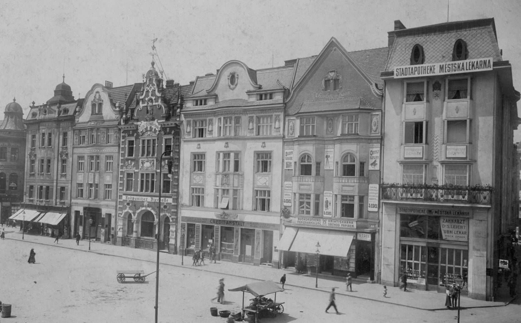 Bloková zástavba na Masarykově náměstí (1911)
